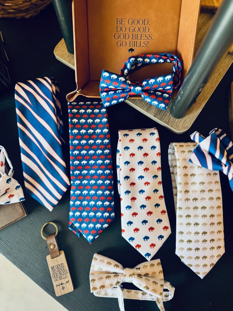 Buffalo Themed NeckTie Tie